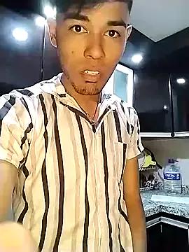 Sexynicohotxxx_ from StripChat is Freechat