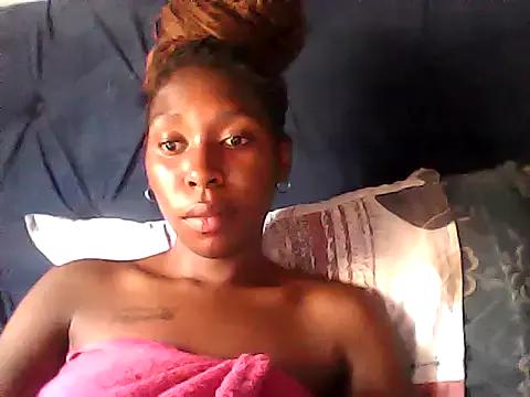 sexysmalldaily04 from StripChat is Freechat