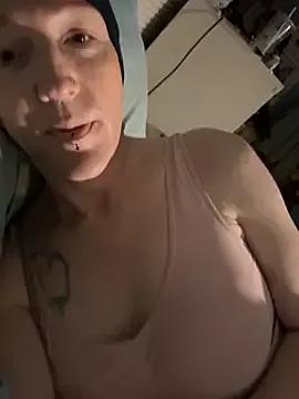 Sexytranschick from StripChat is Freechat