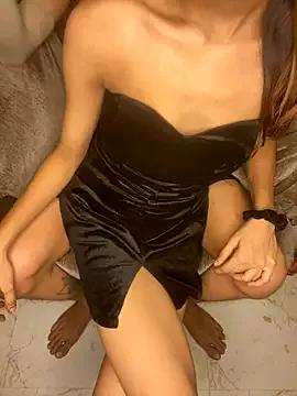 Sexyunzu_live from StripChat is Freechat