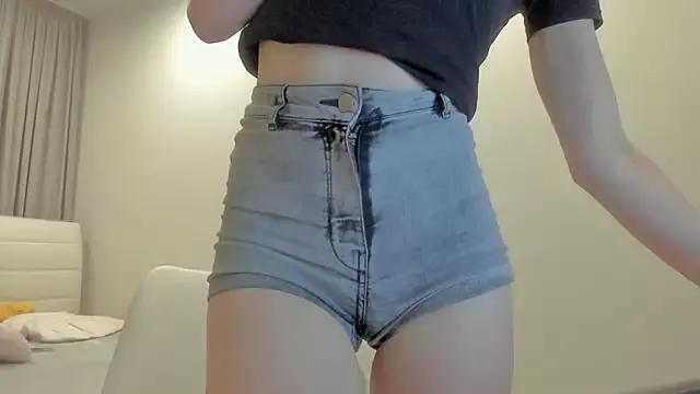 Photos of sexyyvanila from StripChat is Freechat