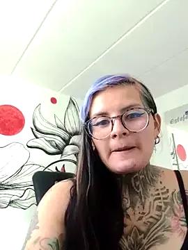 Shadow_Secret from StripChat is Freechat