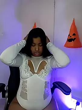 ShanelMonroe from StripChat is Freechat
