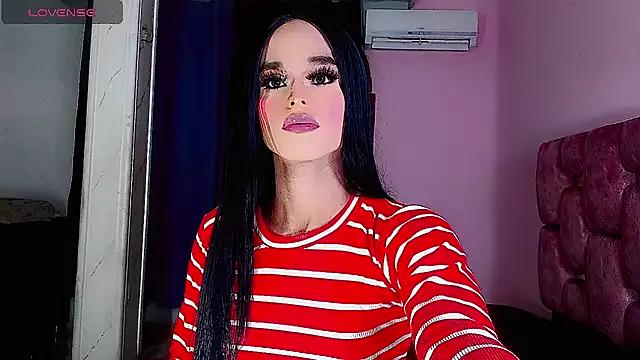 Shantal_taylorts from StripChat is Freechat