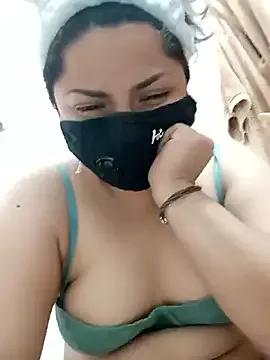 ShantalShe12471 webcams show profile image 