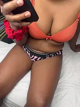 Shanu_is_here from StripChat is Freechat