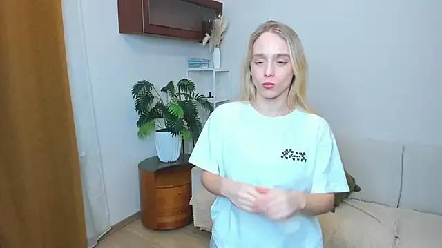 SharleneTaymon from StripChat is Freechat