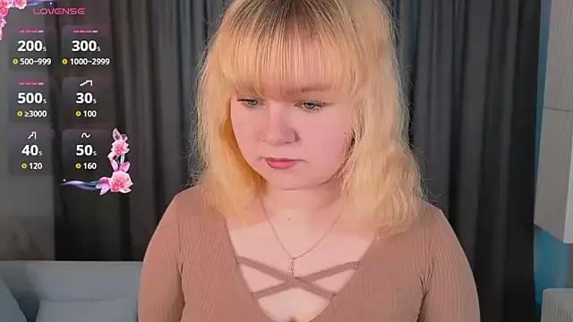 Sharon_Riley_ from StripChat is Freechat