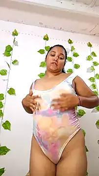 shayna_all from StripChat is Freechat