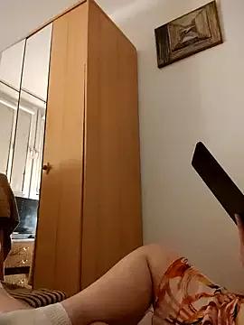 She-devilx from StripChat is Freechat