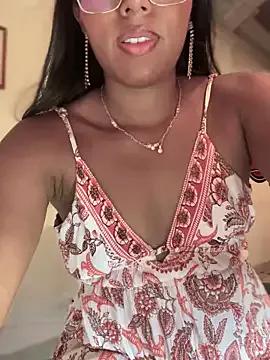 Photos of SheenaBrooke from StripChat is Freechat