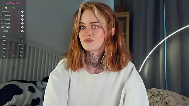 ShelleyGladman from StripChat is Freechat