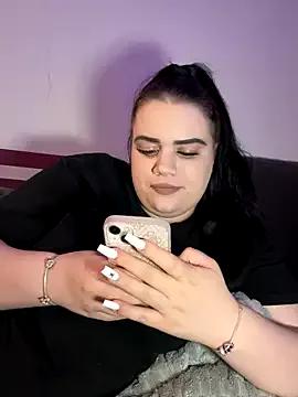 Shellybttn_ from StripChat is Freechat