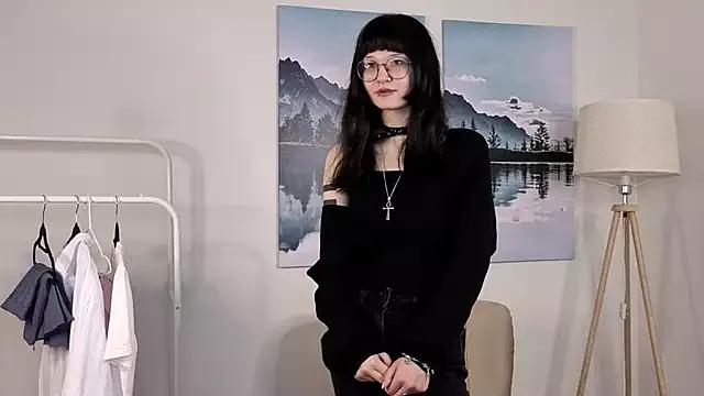 ShenaPithan webcams show profile image 