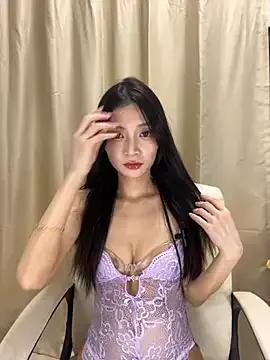 ShiShi172 webcams show profile image 