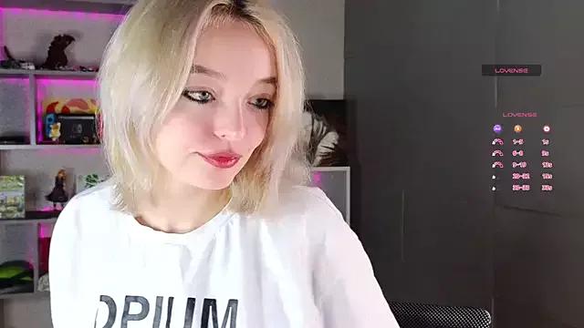 Dirty chat webcam: explore liveshows with versed models, from laying bare to fetishes, in a variety of sexy free adult webcams.