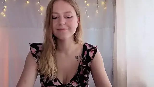 ShyMistery from StripChat is Freechat