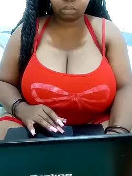 ShySexyBaddiexx from StripChat