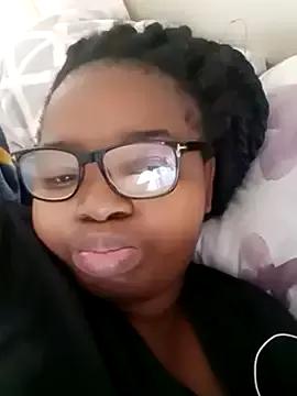 ShySexyBaddiexx from StripChat