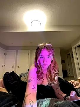 SienaLowel webcams show profile image 