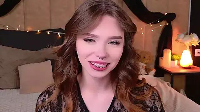 Sierra_Fane webcams show profile image 