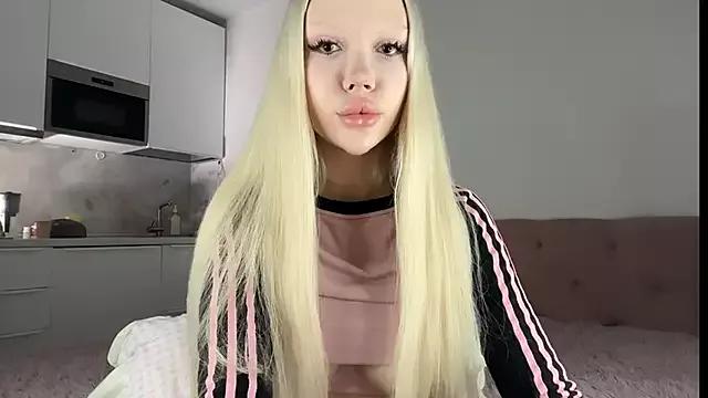 siliconepornstar from StripChat