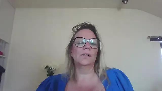 Silkesquirt webcams show profile image 