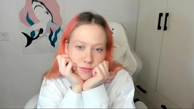 Silly__Milly from StripChat