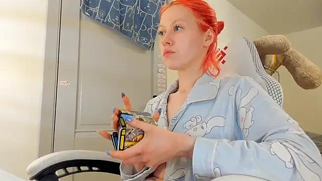 Silly__Milly from StripChat