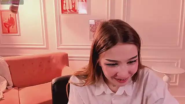 sillybloom from StripChat