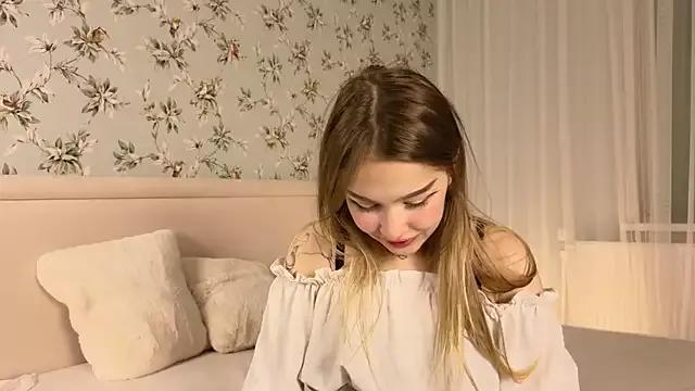 sillybloom from StripChat