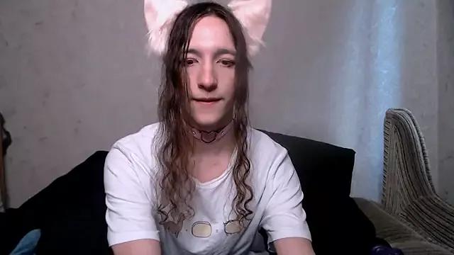 SilverMuse_ from StripChat is Freechat