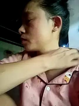 simi-lucy from StripChat