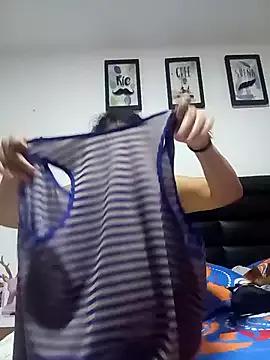 siri_duque from StripChat
