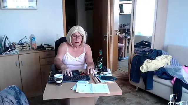 Sissygera from StripChat