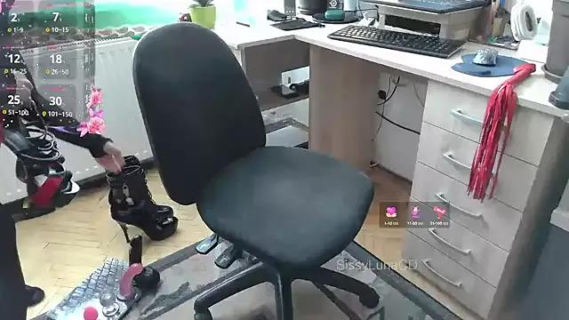 SissyLunaCD from StripChat