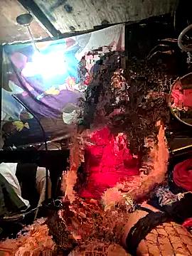 sissyvee from StripChat