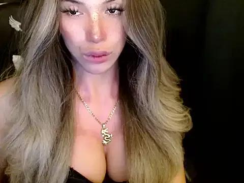 Sizzling_Cassie120 from StripChat