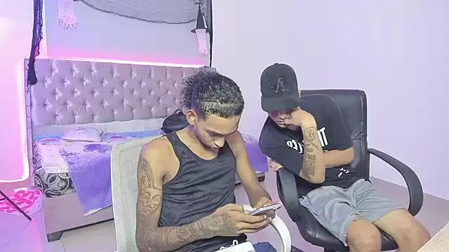 skinny_tatto01 from StripChat is Freechat