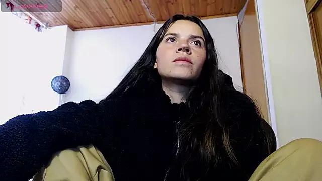 Skylar_Serenity from StripChat is Freechat