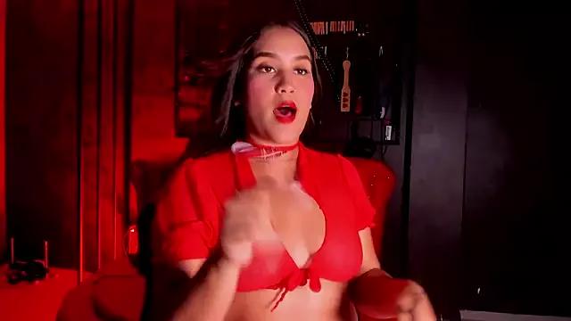 slave_cami from StripChat is Freechat