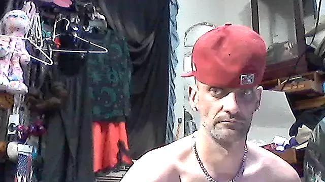Photos of slinginbigD from StripChat is Freechat