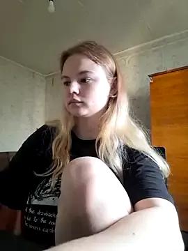 SlipperSherry webcams show profile image 