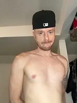 SLUTBR0 from StripChat is Freechat