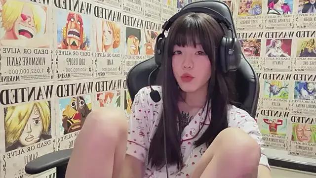 SNAKEgirlQAQ from StripChat is Freechat