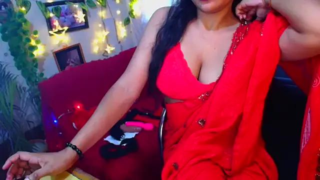 SnoowForYou from StripChat