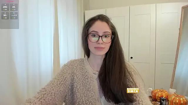 snowiie from StripChat is Freechat