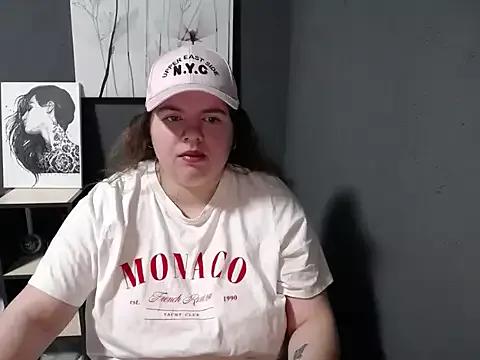 so_shy from StripChat