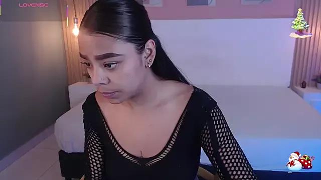 SoffiaDams2 from StripChat is Freechat