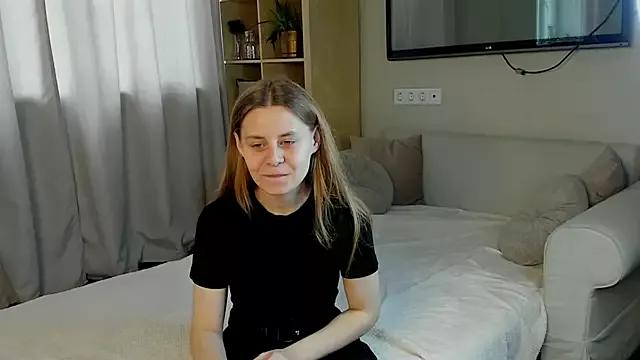SoffyPresly from StripChat is Freechat